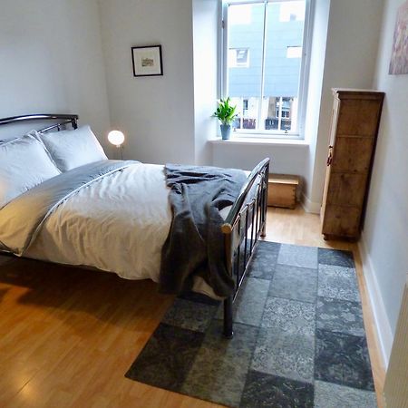 The Derby Suite Glasgow Bagian luar foto