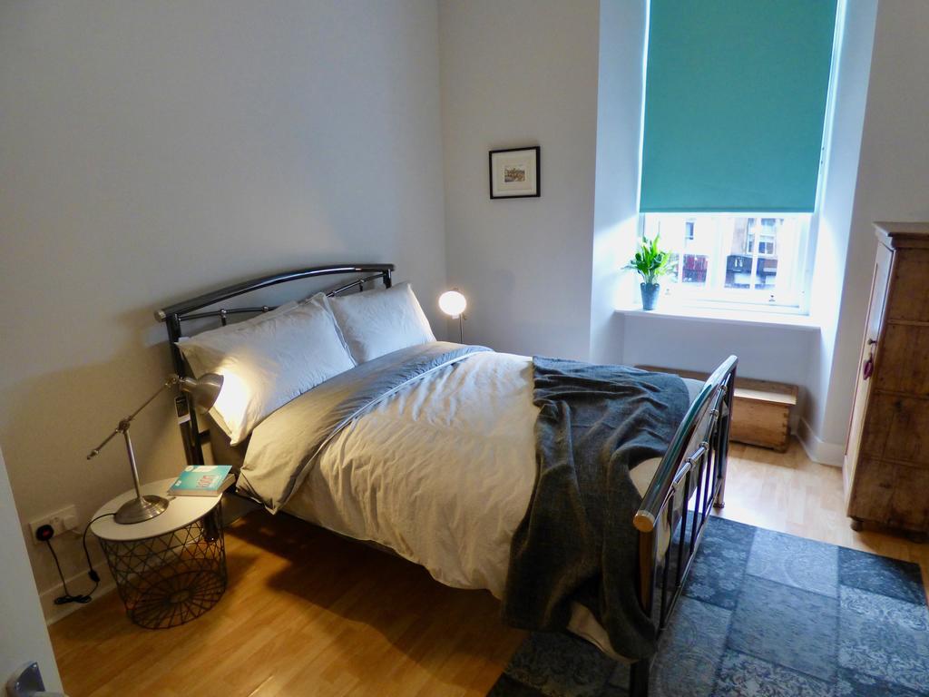 The Derby Suite Glasgow Bagian luar foto
