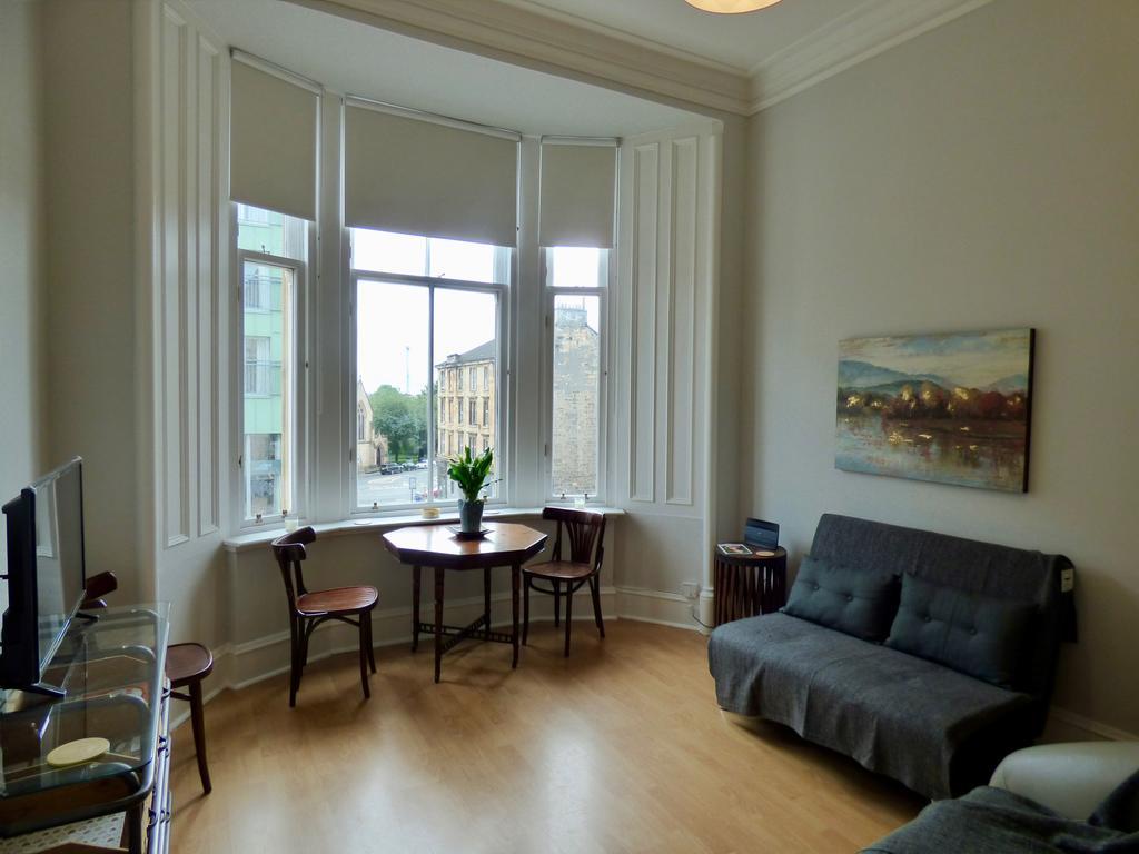 The Derby Suite Glasgow Bagian luar foto