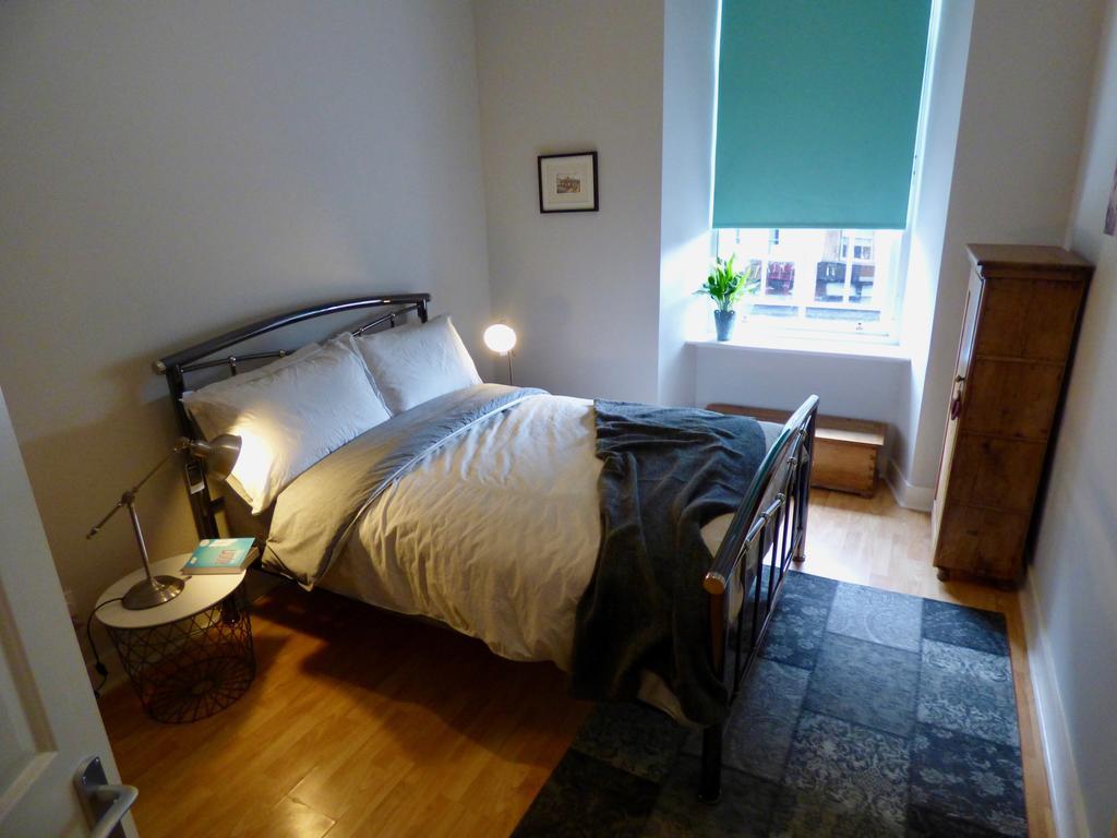 The Derby Suite Glasgow Bagian luar foto